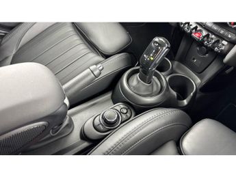 MINI Hatchback 1.5 Cooper Exclusive 5dr Auto [Comfort Pack] Petrol Hatchback