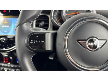 MINI Hatchback 1.5 Cooper Exclusive 5dr Auto [Comfort Pack] Petrol Hatchback