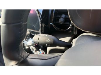 MINI Hatchback 1.5 Cooper Classic 5dr Auto Petrol Hatchback