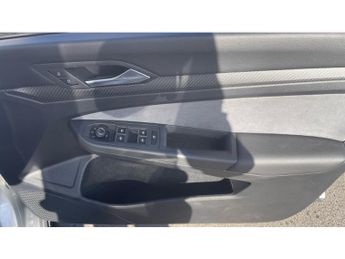 Volkswagen Golf 1.5 eTSI 150 R-Line 5dr DSG Petrol Hatchback