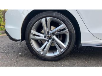 Volkswagen Golf 1.5 eTSI 150 R-Line 5dr DSG Petrol Hatchback