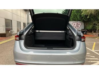 Skoda Superb 2.0 TDI 193 Laurin + Klement 4X4 5dr DSG Diesel Hatchback