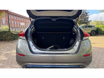 Nissan LEAF 110kW N-Connecta 40kWh 5dr Auto Electric Hatchback
