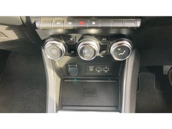 Renault Captur 1.6 E-Tech full hybrid 145 Rive Gauche 5dr Auto Hybrid Hatchback
