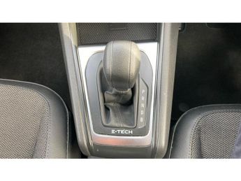 Renault Captur 1.6 E-Tech full hybrid 145 Rive Gauche 5dr Auto Hybrid Hatchback