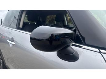 MINI Hatchback 1.5 Cooper Classic 3dr Auto Petrol Hatchback