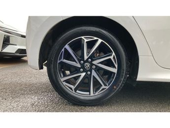 Toyota Yaris 1.5 Hybrid Design 5dr CVT Hybrid Hatchback