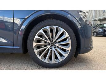 Audi Q8 250kW 50 Quattro 95kWh S Line 5dr Auto Electric Estate