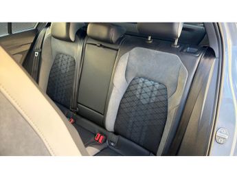 Volkswagen Golf 2.0 TDI 150 R-Line 5dr DSG Diesel Hatchback
