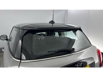 MINI Hatchback 1.5 Cooper Classic 3dr Auto [Comfort Pack] Petrol Hatchback