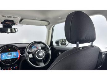 MINI Hatchback 1.5 Cooper Classic 3dr Auto [Comfort Pack] Petrol Hatchback
