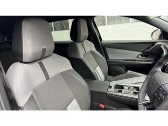 Vauxhall Grandland 157kW Ultimate 73kWh 5dr Auto [Panoramic Roof] Electric Hatchbac