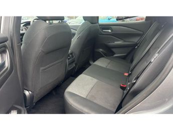 Nissan Qashqai 1.3 DiG-T MH 158 N-Connecta 5dr Xtronic Petrol Hatchback