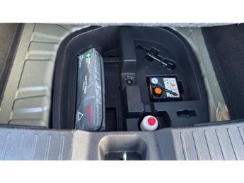 Nissan Juke 1.0 DiG-T 114 N-Connecta 5dr DCT Petrol Hatchback