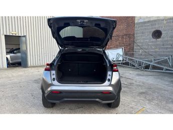 Nissan Juke 1.0 DiG-T 114 N-Connecta 5dr DCT Petrol Hatchback