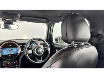 MINI Hatchback 1.5 Cooper Exclusive 5dr Auto Petrol Hatchback