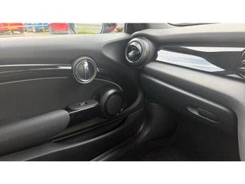 MINI Hatchback 1.5 Cooper Sport 3dr Auto Petrol Hatchback