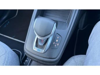 Renault Zoe 100kW i Iconic R135 50kWh 5dr Auto Electric Hatchback
