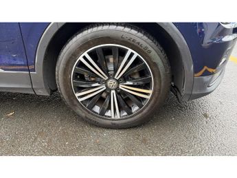 Volkswagen Tiguan 2.0 TDi 150 SE Nav 5dr DSG Diesel Estate