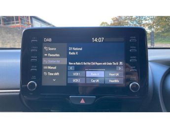 Toyota Yaris 1.5 Hybrid Design 5dr CVT Hybrid Hatchback