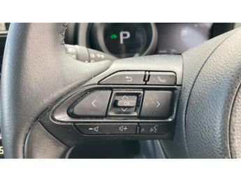 Toyota Yaris 1.5 Hybrid Design 5dr CVT Hybrid Hatchback