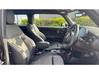 MINI Hatchback 135kW Cooper S Level 2 33kWh 3dr Auto Electric Hatchback