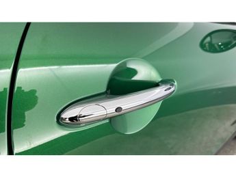 MINI Hatchback 1.5 Cooper Exclusive 3dr Auto Petrol Hatchback