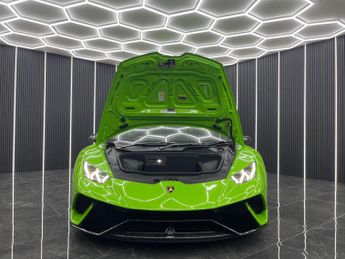 LAMBORGHINI HURACAN PERFORMANTE LP640-4 SA