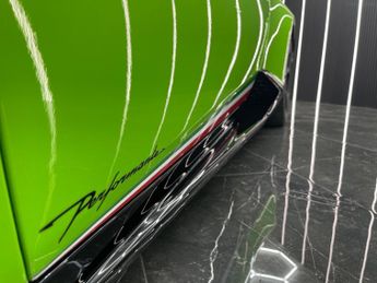 LAMBORGHINI HURACAN PERFORMANTE LP640-4 SA