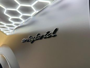 Porsche Cayenne V6 E-Hybrid Auto