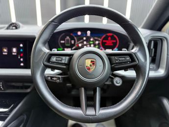 Porsche Cayenne V6 E-Hybrid Auto