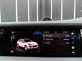 Porsche Cayenne V6 E-Hybrid Auto