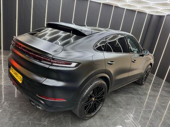 Porsche Cayenne V6 E-Hybrid Auto