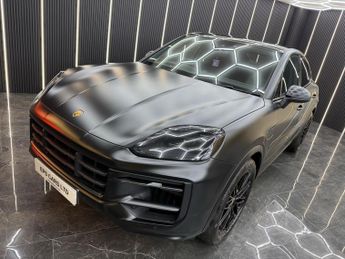 Porsche Cayenne V6 E-Hybrid Auto