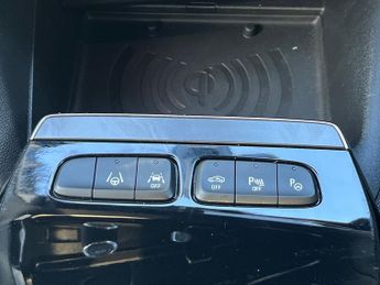 Vauxhall Mokka Electric 50kwh Launch Edition Suv 5dr Electric Auto (136 Ps)