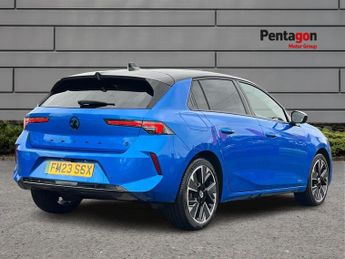 Vauxhall Astra Electric 54kwh Ultimate Hatchback 5dr Electric Auto (156 Ps)