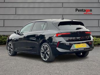 Vauxhall Astra Electric 54kwh Ultimate Hatchback 5dr Electric Auto (156 Ps)