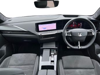 Vauxhall Astra Electric 54kwh Ultimate Hatchback 5dr Electric Auto (156 Ps)