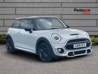 MINI Hatch 2.0 Cooper S Sport Hatchback 3dr Petrol Manual Euro 6 (s/s) (192