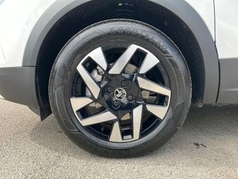 Vauxhall Mokka Electric 50kwh Design Suv 5dr Electric Auto (136 Ps)