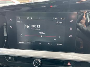 Vauxhall Mokka Electric 50kwh Design Suv 5dr Electric Auto (136 Ps)