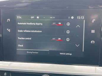 Vauxhall Mokka Electric 50kwh Design Suv 5dr Electric Auto (136 Ps)