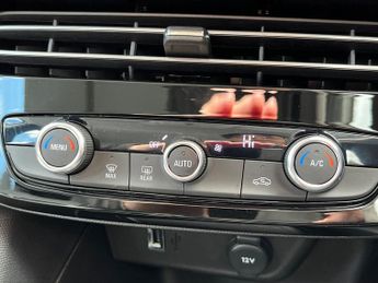 Vauxhall Mokka Electric 50kwh Design Suv 5dr Electric Auto (136 Ps)