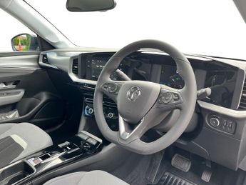 Vauxhall Mokka Electric 50kwh Design Suv 5dr Electric Auto (136 Ps)
