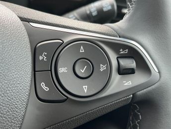 Vauxhall Mokka Electric 50kwh Design Suv 5dr Electric Auto (136 Ps)