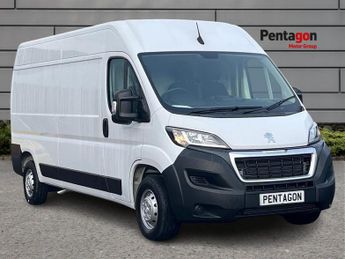 Peugeot Boxer 2.2 Bluehdi 335 Professional Premium  Plus Panel Van 5dr Diesel 