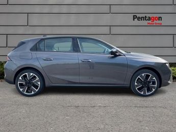 Vauxhall Astra Electric 54kwh Design Hatchback 5dr Electric Auto (156 Ps)