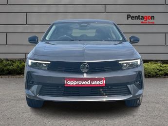 Vauxhall Astra Electric 54kwh Design Hatchback 5dr Electric Auto (156 Ps)