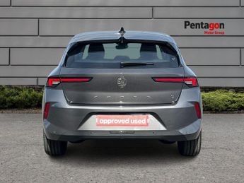 Vauxhall Astra Electric 54kwh Design Hatchback 5dr Electric Auto (156 Ps)