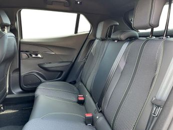 Peugeot E 2008 50kwh Gt Suv 5dr Electric Auto (7kw Charger) (136 Ps)